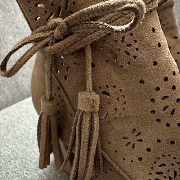 Jellypop Faux Leather Heeled Sandals Size 5.5 - Picture 3 of 7